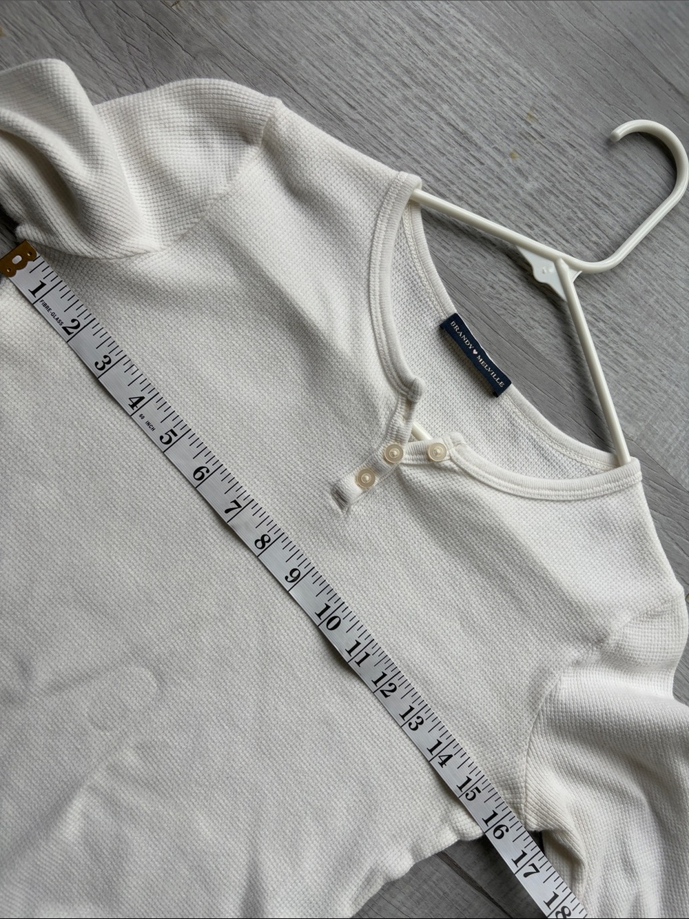 Brandy Melville White Waffle Henley Long Sleeve Cropped Top - Picture 7 of 8